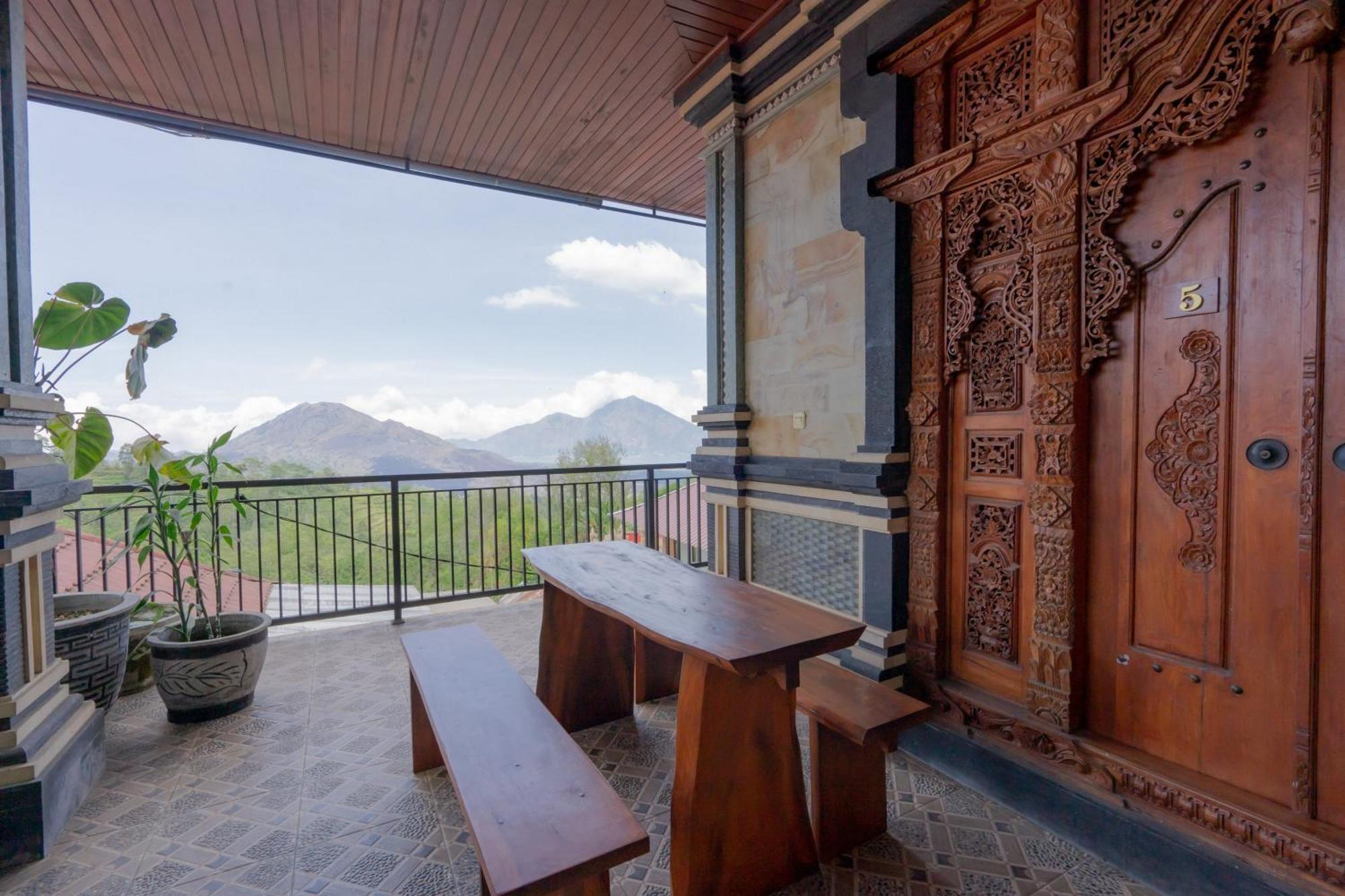 Mountain View House *