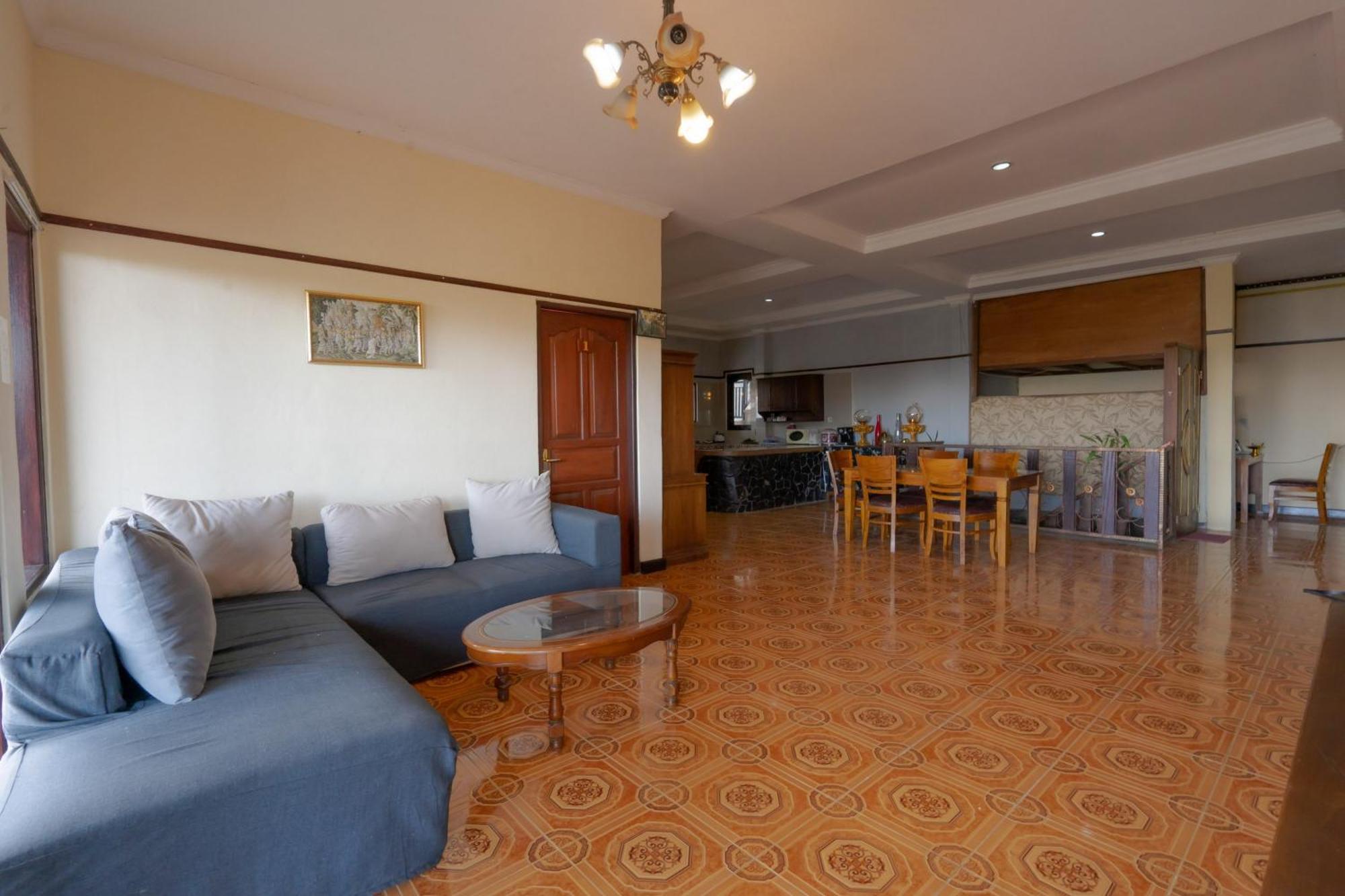 Mountain View House Homestay *